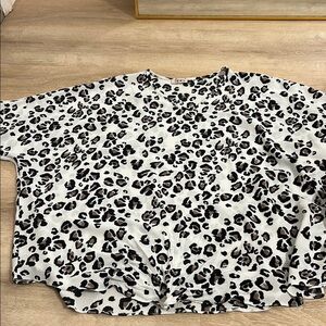 Black and White dolman Animal Print Tee